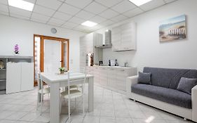Saint Simplicio House
